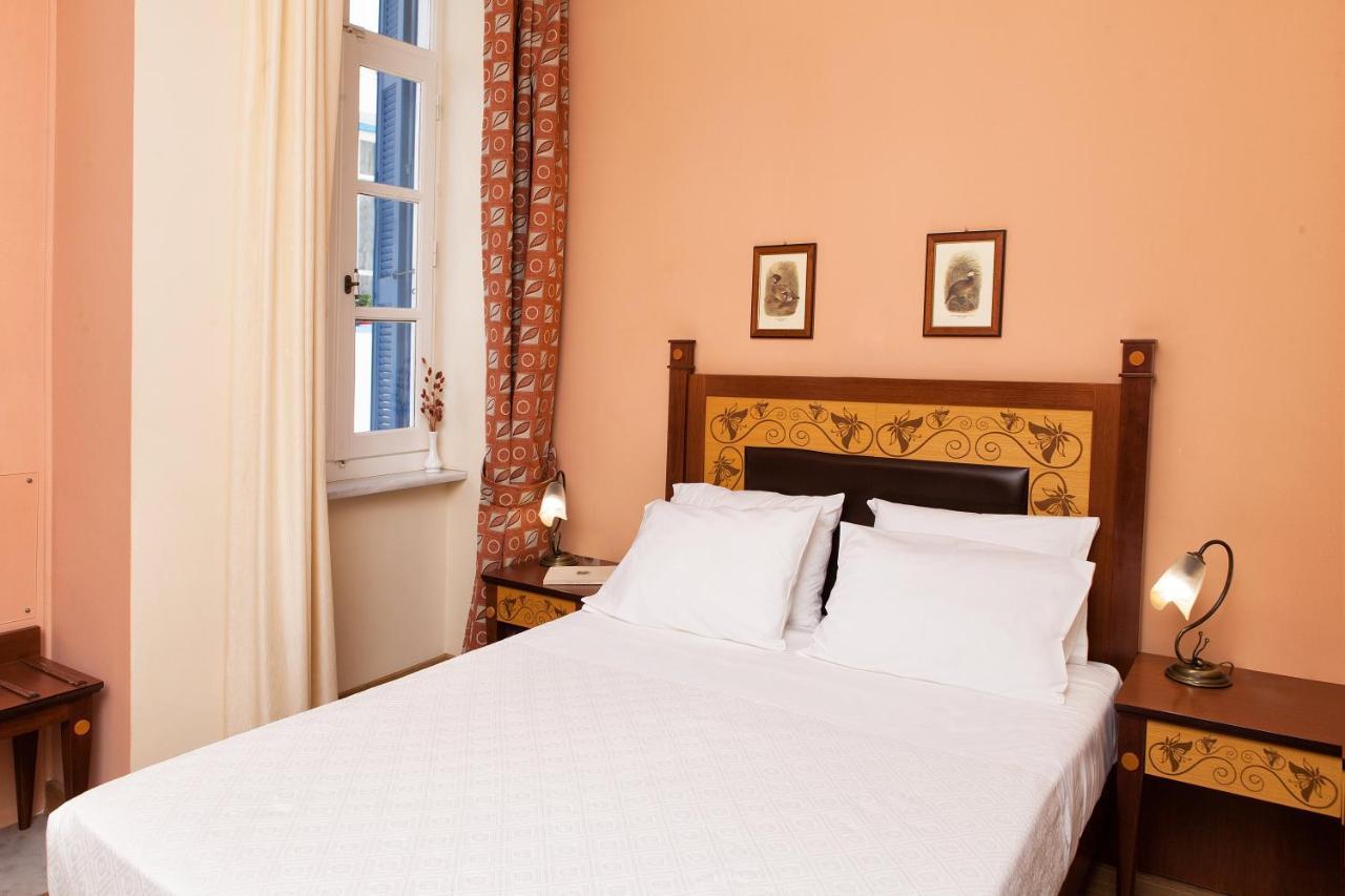 Egli Hotel Ándros Dış mekan fotoğraf